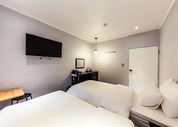 Noble Yongsan Hotel 2*