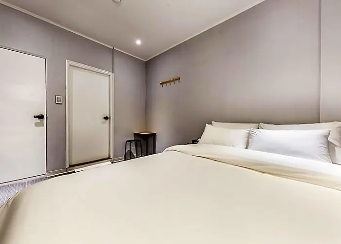 Noble Yongsan 2*